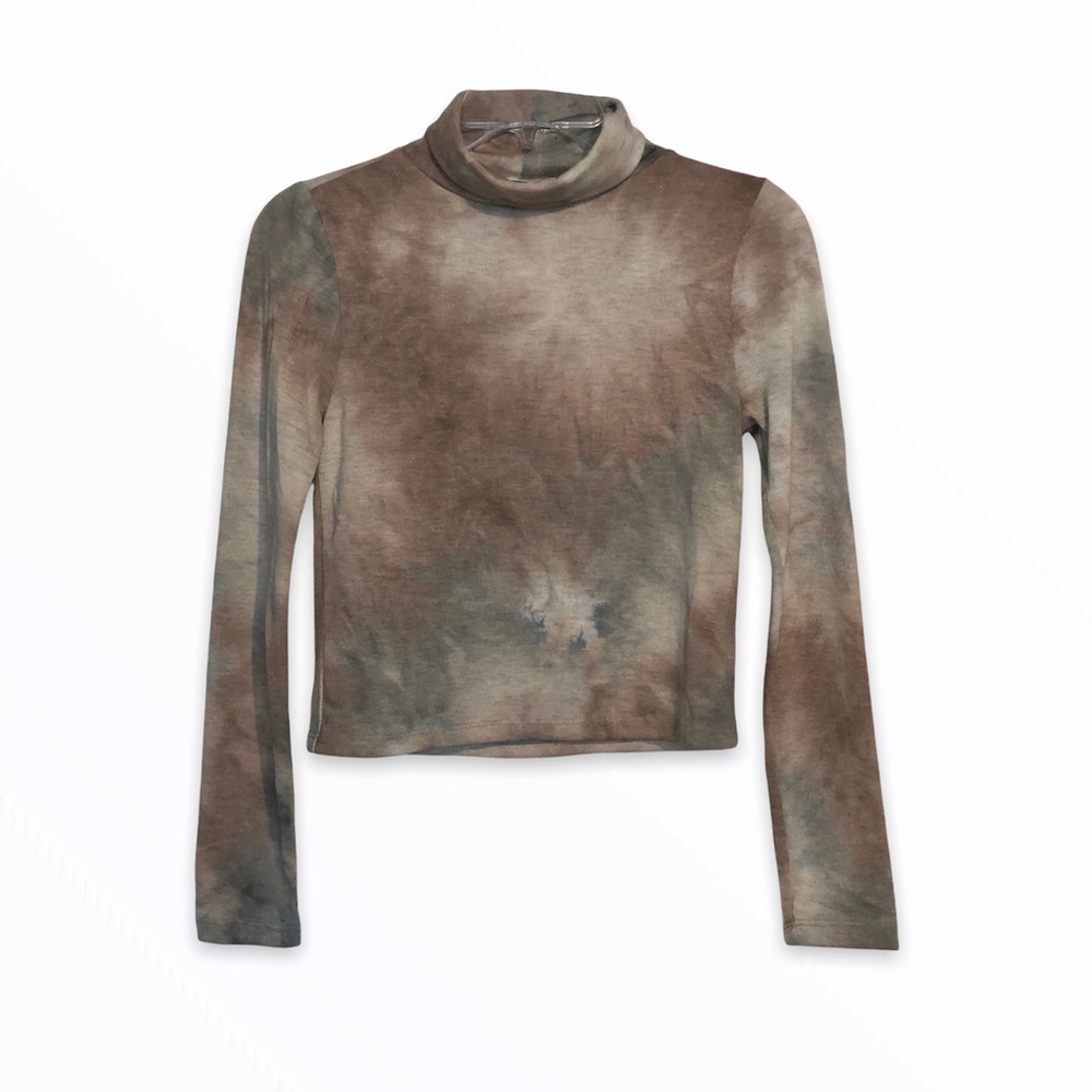 🎉 LIMITED TIME DISCOUNT! NWT - Tie Dye Turtleneck Crop Top Long Sleeve